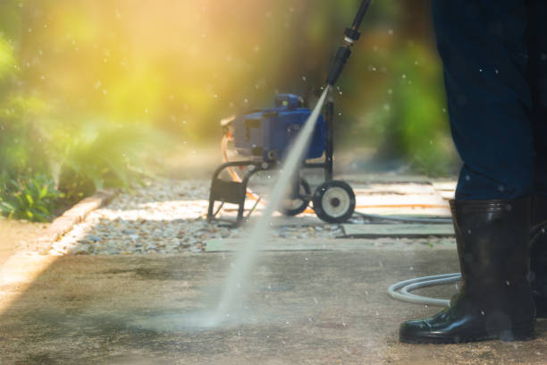 Best Pool Deck Cleaning  in East Griffin, GA